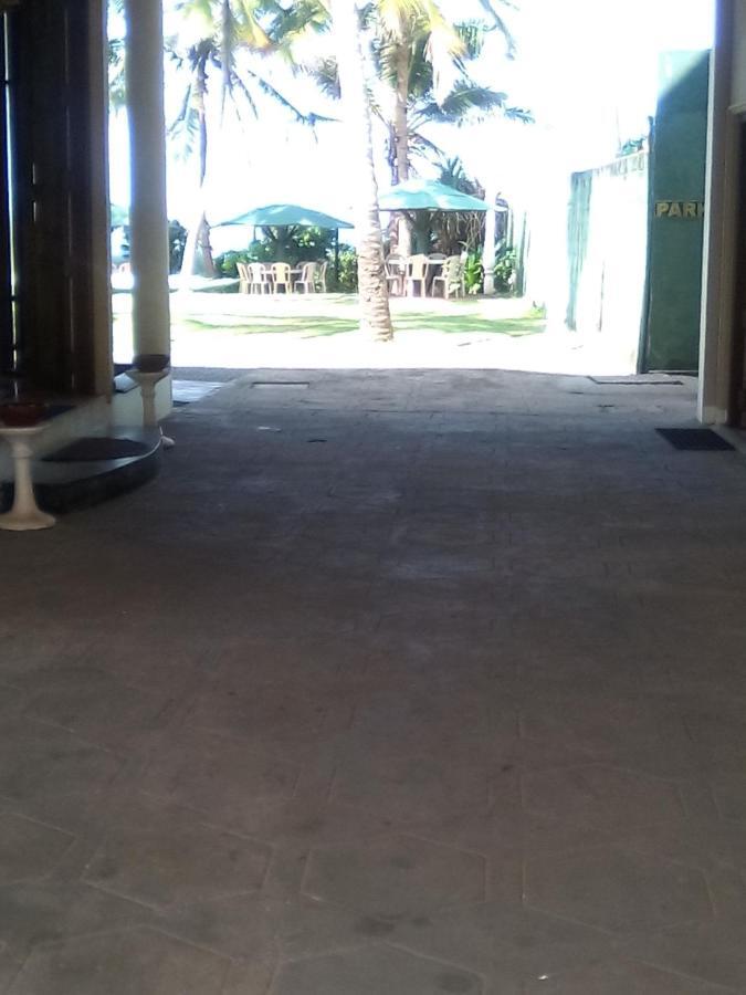 Ninnada Beach Hotel Marawila Ngoại thất bức ảnh