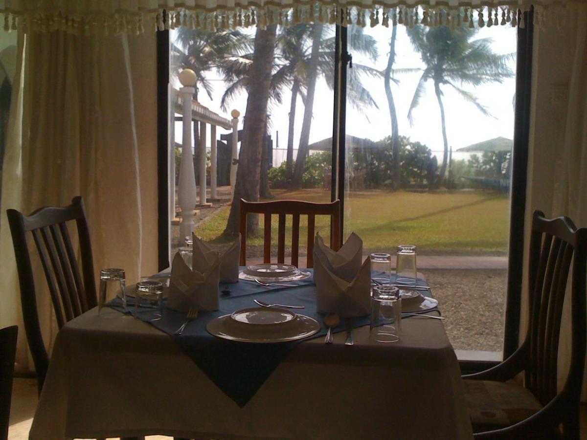 Ninnada Beach Hotel Marawila Phòng bức ảnh